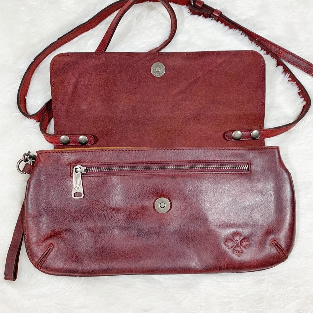NEW Patricia Nash Baku Leather Crossbody Clutch in Red - Picture 5 of 12